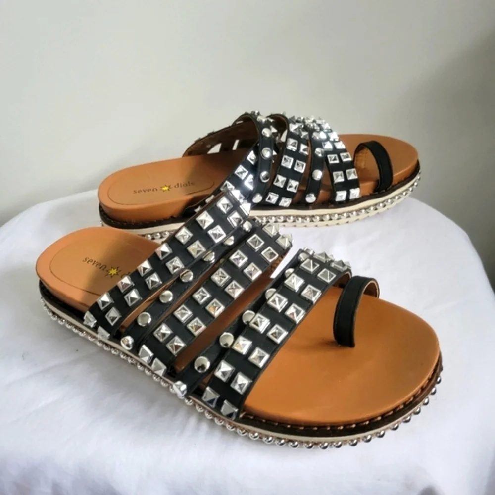 Seven Dials Studded Slide Sandal Women’s Sz 9 Goth Rock Grunge - Picture 2 of 4
